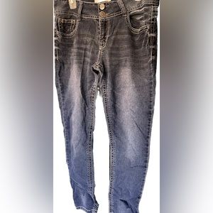 Size 13 No Boundaries Jeans